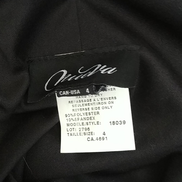 NUAVA Black and White dress - Picture 8 of 8